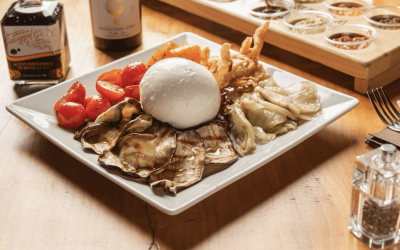 Mozzarella di Bufala e verdure presso Tigelleria Catania